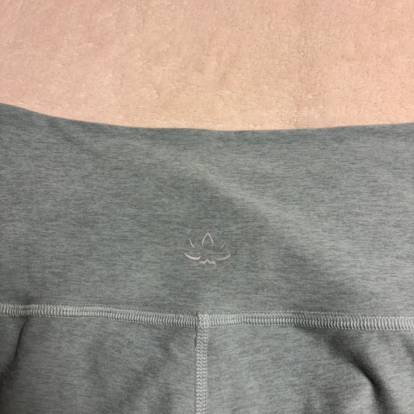 Lot‎ 2 Beyond Yoga Womens Spacedye At Your Leisure High Waisted Biker Shorts XL - Picture 12 of 16